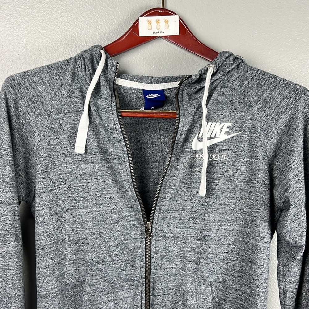 Vintage (Blue label) Nike Sportswear Gym Full Zip Hoodie in Gray - size S